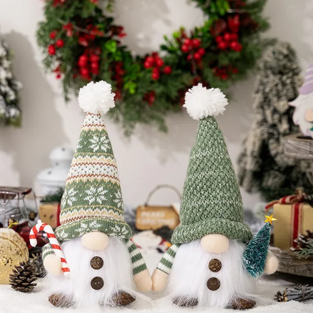 Gnomes de Noël Tricotés Lumineux (Lot de 2 pièces)